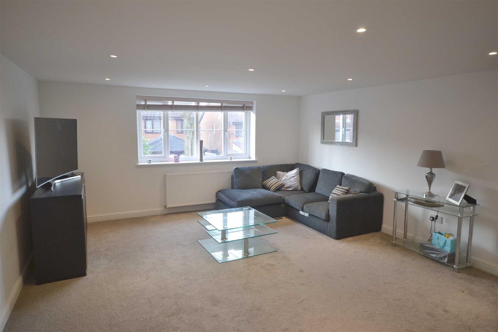 Open plan Lounge